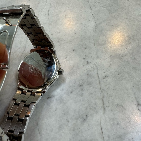 Citizen eco drive wr 100 white face with date. New no box. - Picture 5 of 5